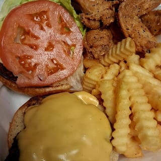 Cheeseburger basket