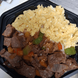 Steak Tips & Grits
